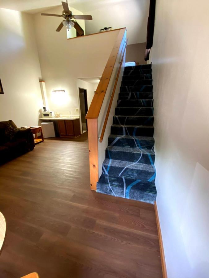 Woodland Inn & Suites Medford Dış mekan fotoğraf