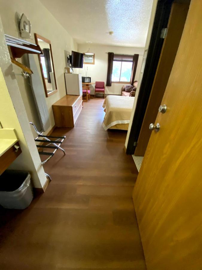 Woodland Inn & Suites Medford Dış mekan fotoğraf
