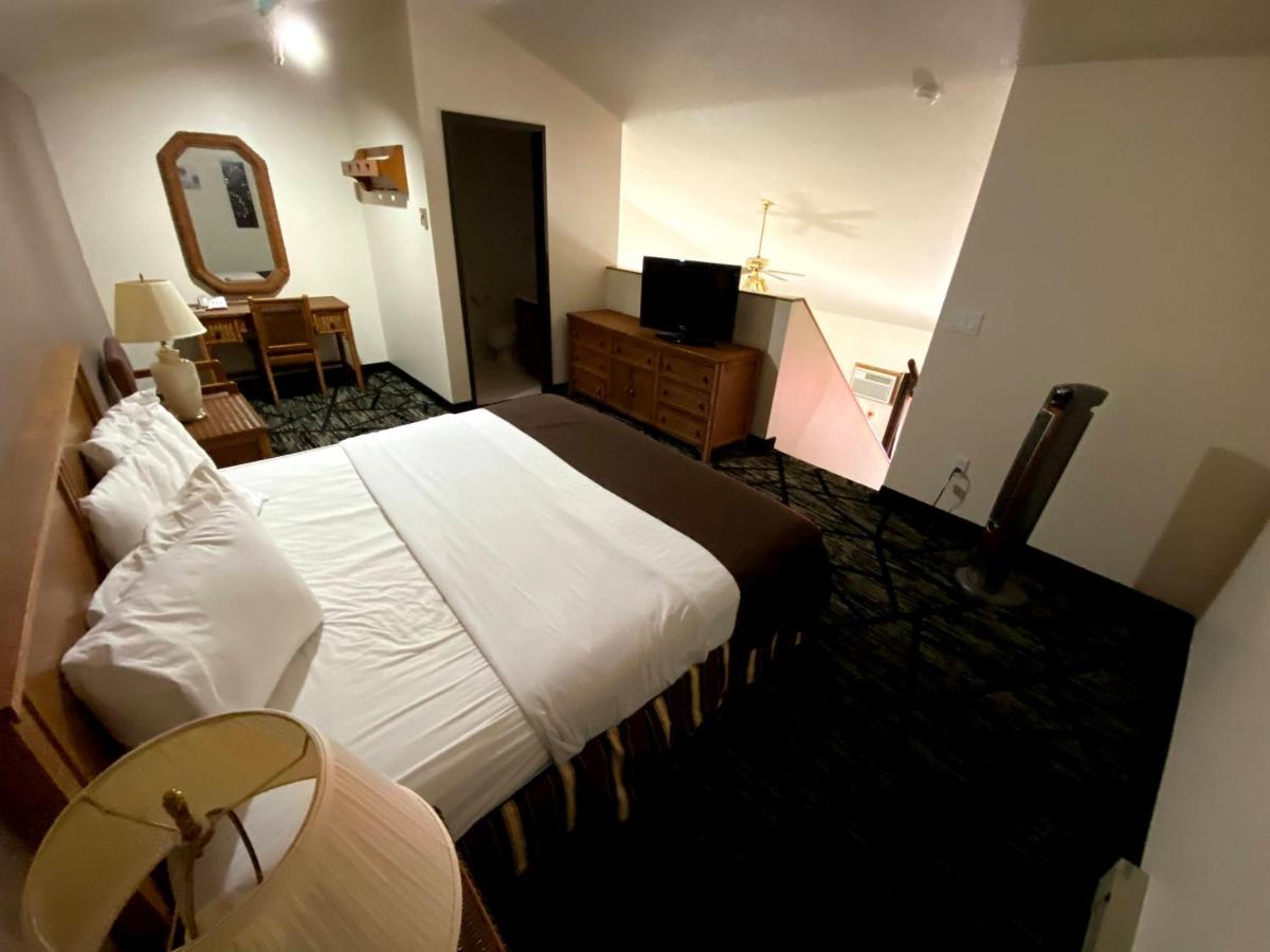Woodland Inn & Suites Medford Dış mekan fotoğraf