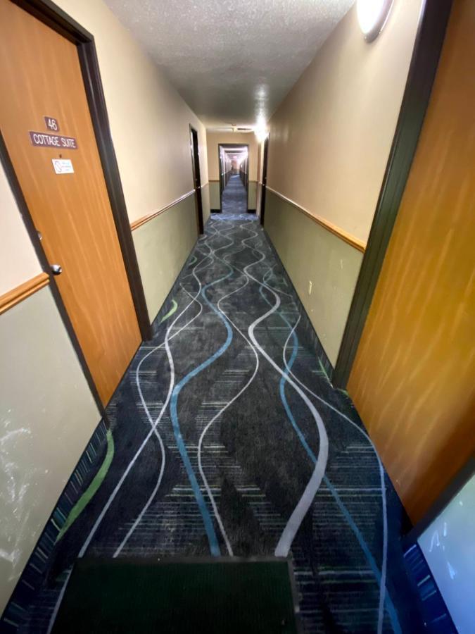 Woodland Inn & Suites Medford Dış mekan fotoğraf