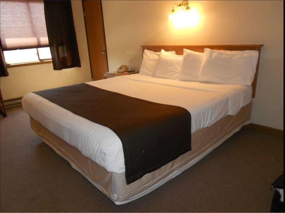 Woodland Inn & Suites Medford Dış mekan fotoğraf